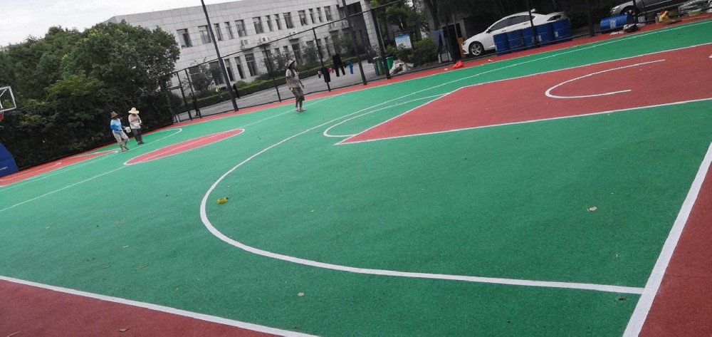 硅PU籃球場